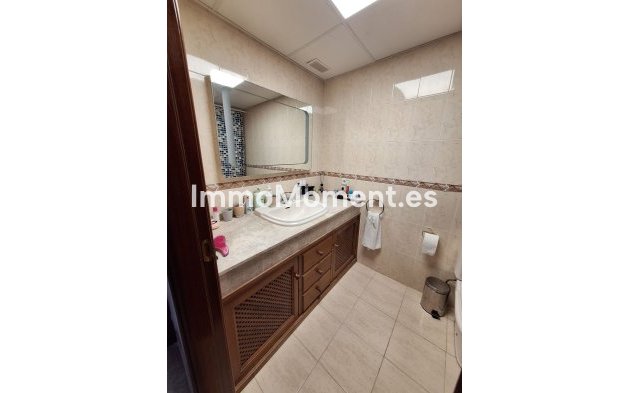 Revente - Maison mitoyenne - Marbella - Marbella Centro