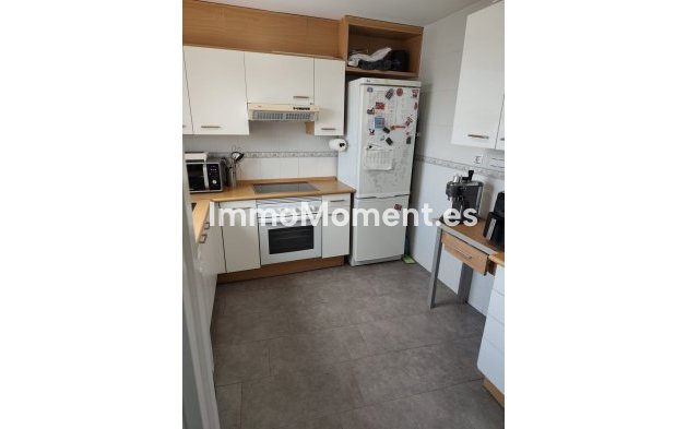 Wiederverkauf - Wohnung - Estepona  - Estepona Centro