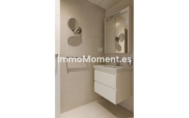 Wiederverkauf - Wohnung - Marbella - Nueva Andalucía