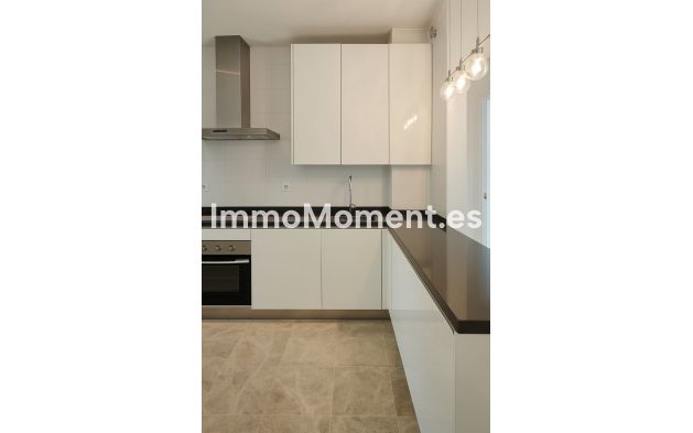 Wiederverkauf - Wohnung - Marbella - Nueva Andalucía