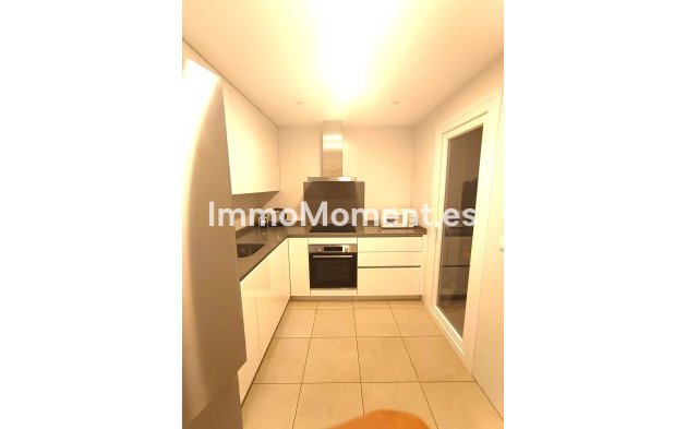 Wiederverkauf - Wohnung - Marbella - Nueva Andalucía