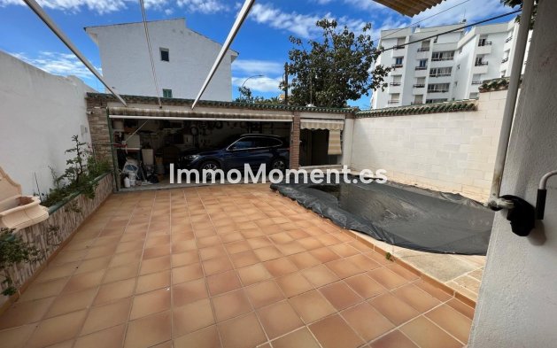 Wiederverkauf - Villa - Marbella - Nueva Andalucía