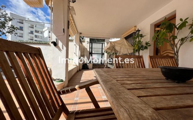 Wiederverkauf - Villa - Marbella - Nueva Andalucía