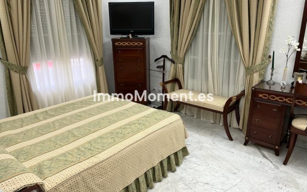 Wiederverkauf - Villa - Marbella - Nueva Andalucía