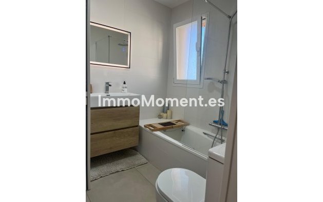 Wiederverkauf - Wohnung - Estepona  - Estepona Centro