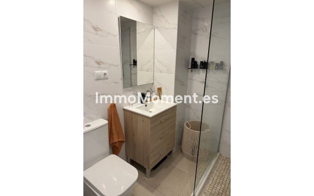 Revente - Appartement - Estepona  - Atalaya