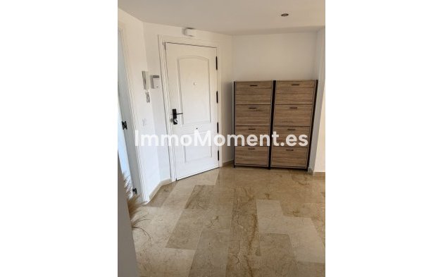 Revente - Appartement - Estepona  - Atalaya