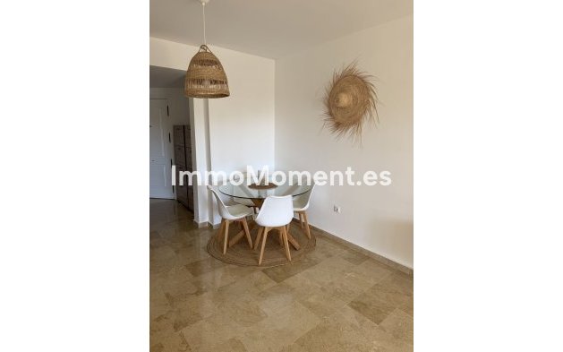 Revente - Appartement - Estepona  - Atalaya