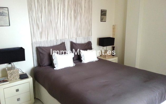 Wiederverkauf - Wohnung - Estepona  - Valle Romano