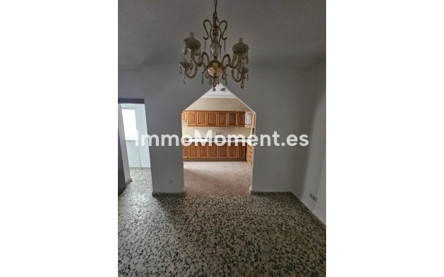 Reventa - Villa - Estepona  - Estepona Centro