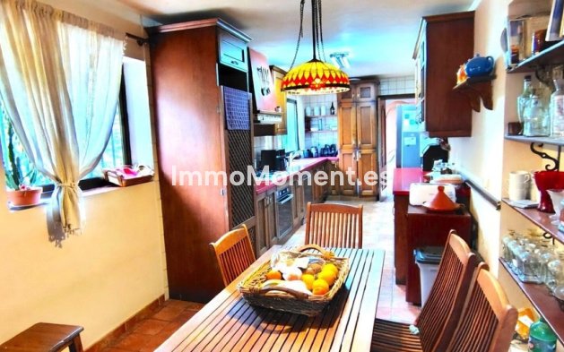 Resale - Villa - Marbella - Río Real