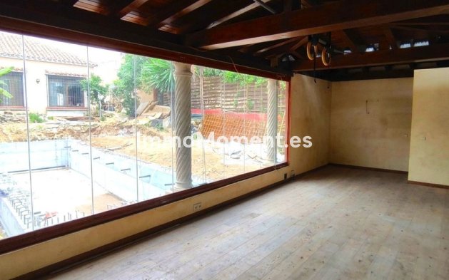 Resale - Villa - Marbella - Río Real