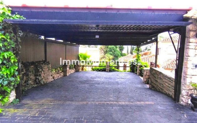 Resale - Villa - Marbella - Río Real