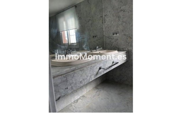 Revente - Maison mitoyenne - Marbella - Marbella Centro