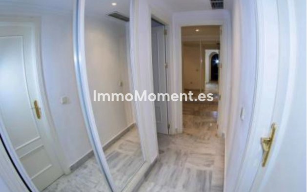 Wiederverkauf - Wohnung - Marbella - Nueva Andalucía