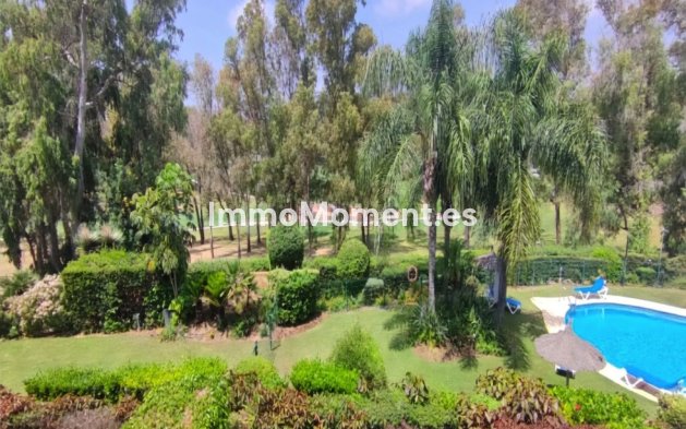 Wiederverkauf - Wohnung - Estepona  - Atalaya