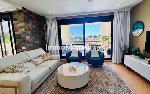 Wiederverkauf - Wohnung - Estepona  - Selwo