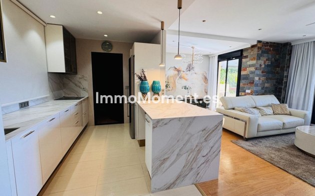 Wiederverkauf - Wohnung - Estepona  - Selwo