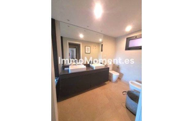 Wiederverkauf - Wohnung - Estepona  - Selwo