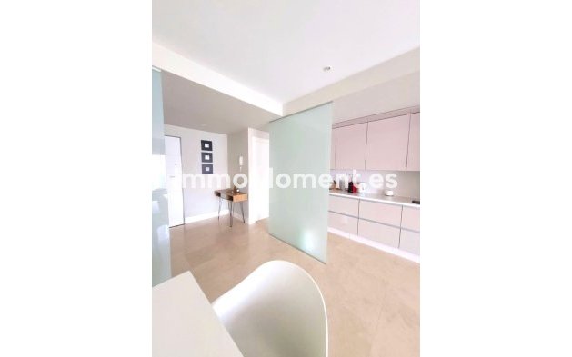 Wiederverkauf - Wohnung - Estepona  - Selwo