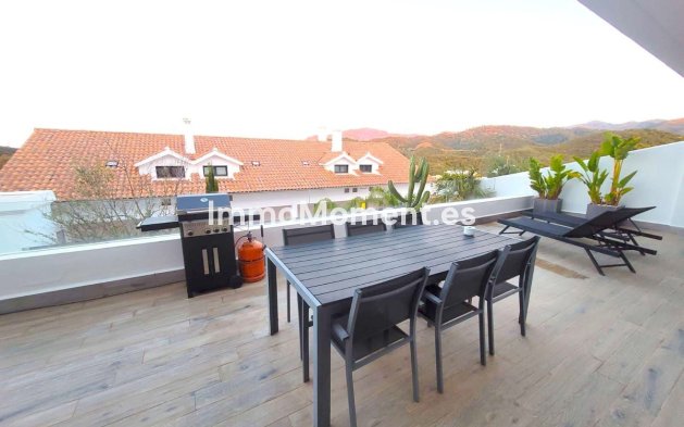 Wiederverkauf - Wohnung - Estepona  - Selwo