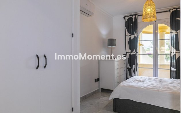 Wiederverkauf - Wohnung - Marbella - Nueva Andalucía
