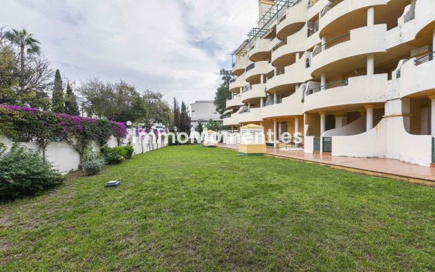 Wiederverkauf - Wohnung - Marbella - Nueva Andalucía