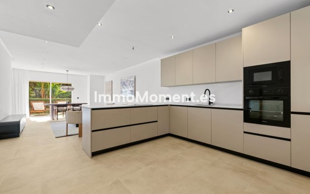 Wiederverkauf - Wohnung - Marbella - Nueva Andalucía