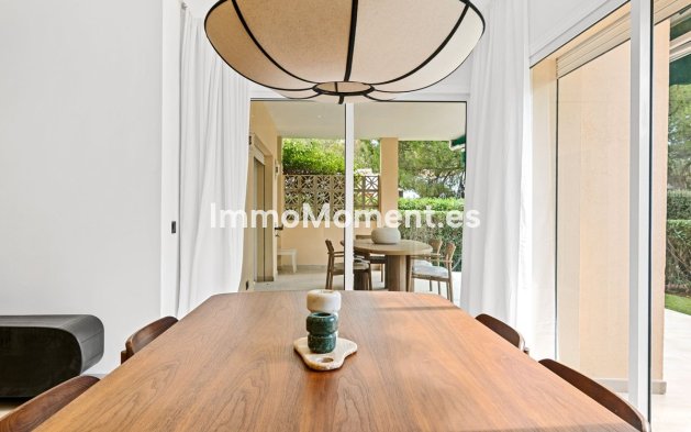 Wiederverkauf - Wohnung - Marbella - Nueva Andalucía