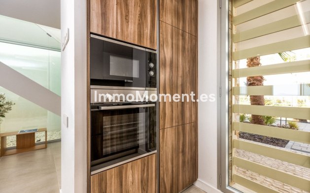 Revente - Maison mitoyenne - Estepona  - Estepona Centro