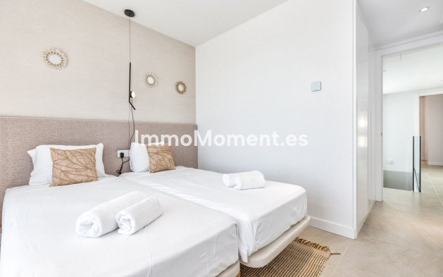 Revente - Maison mitoyenne - Estepona  - Estepona Centro