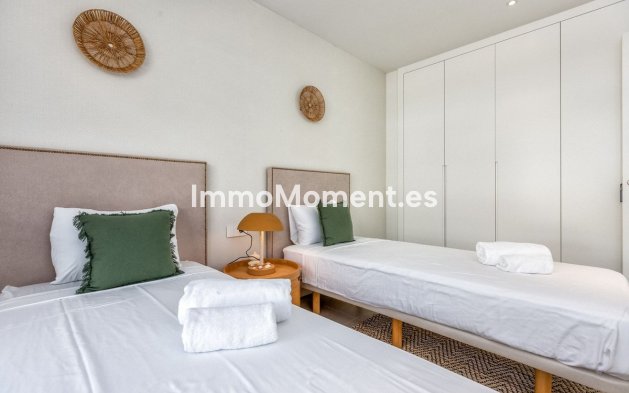 Revente - Maison mitoyenne - Estepona  - Estepona Centro
