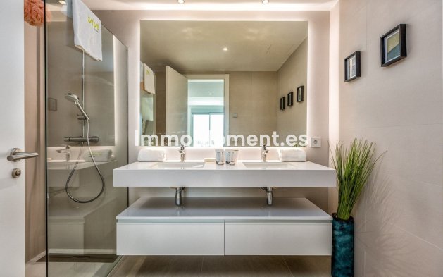 Revente - Maison mitoyenne - Estepona  - Estepona Centro