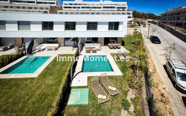 Revente - Maison mitoyenne - Estepona  - Estepona Centro