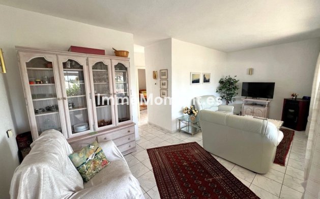 Wiederverkauf - Villa - Marbella - Costabella