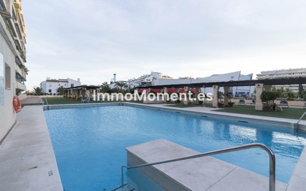 Resale - Apartment - Marbella - Puerto Banús