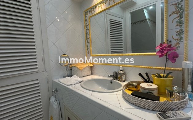 Revente - Maison mitoyenne - Estepona  - Estepona Centro