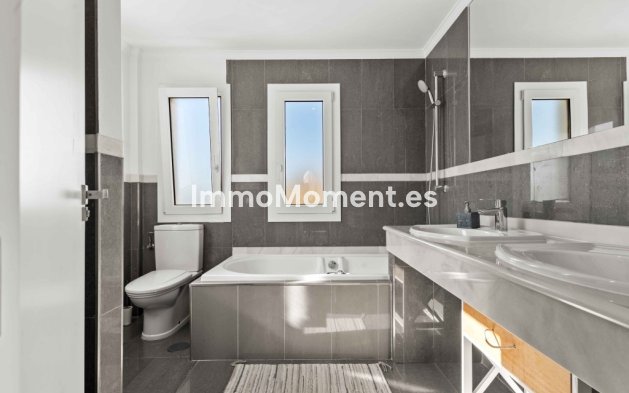 Wiederverkauf - Villa - Estepona  - Estepona Centro