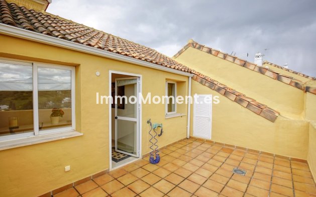 Wiederverkauf - Wohnung - Estepona  - Estepona Centro