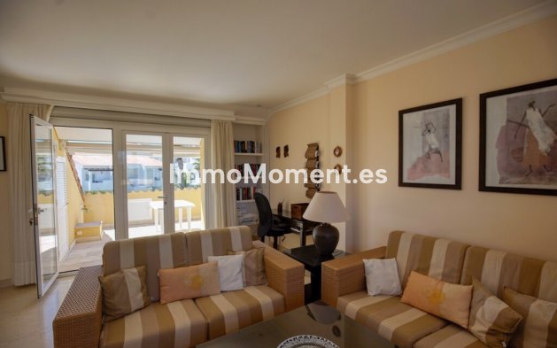 Wiederverkauf - Wohnung - Estepona  - Estepona Centro