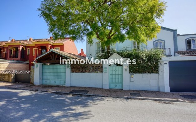 Wiederverkauf - Villa - Marbella - Guadalmina Alta