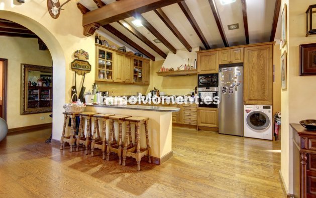 Revente - Maison de campagne - Intérieur                       - Ojén