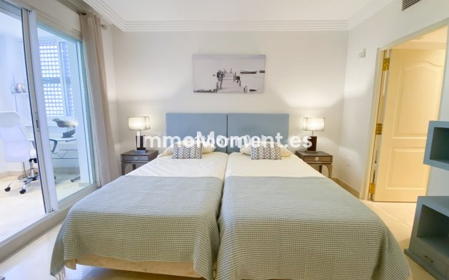 Wiederverkauf - Wohnung - Marbella - Nueva Andalucía