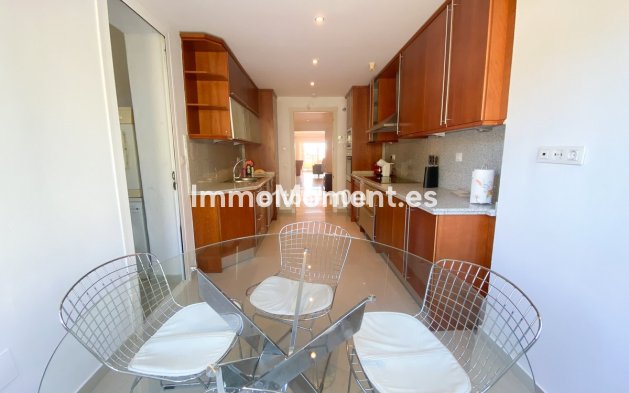 Wiederverkauf - Wohnung - Marbella - Nueva Andalucía