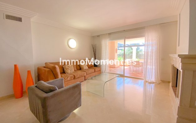 Wiederverkauf - Wohnung - Marbella - Nueva Andalucía