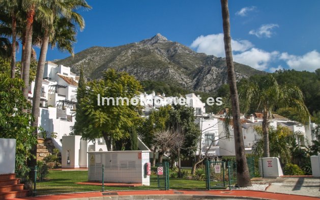 Revente - Maison mitoyenne - Intérieur                       - Istán