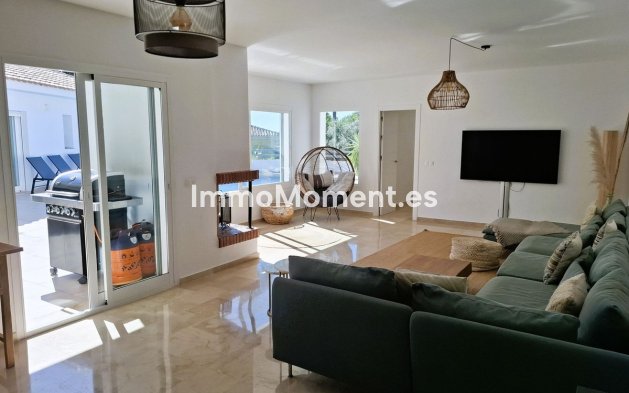 Resale - Villa - Mijas - Mijas Centro