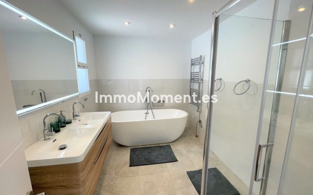 Resale - Villa - Mijas - Mijas Centro