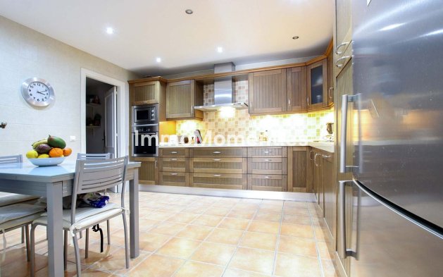 Wiederverkauf - Wohnung - Marbella - Nueva Andalucía