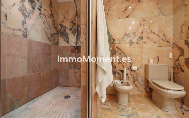 Wiederverkauf - Wohnung - Marbella - Nueva Andalucía